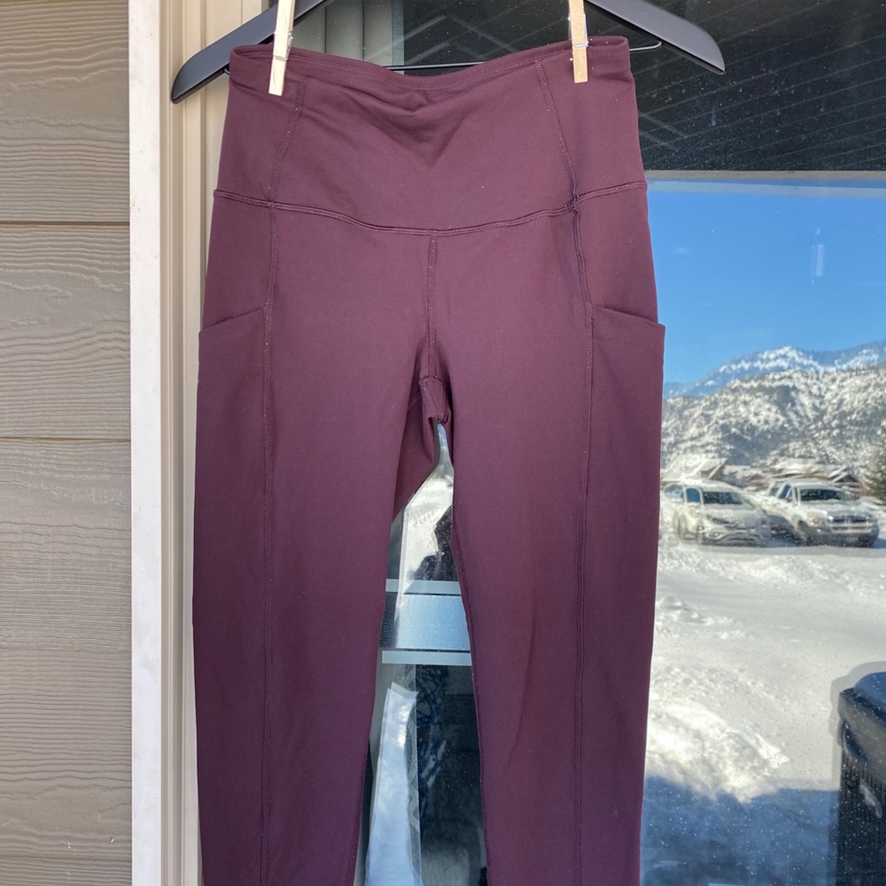 The North Face maroon leggings with pockets